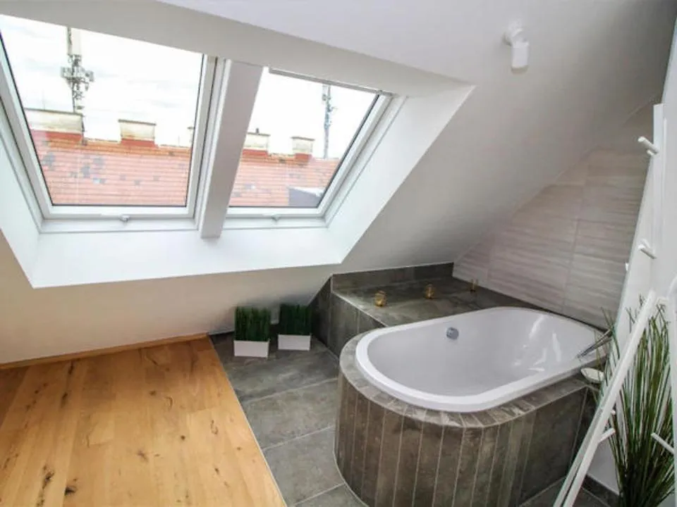 2 Floor Rooftop Apartment With Terrace Viyana